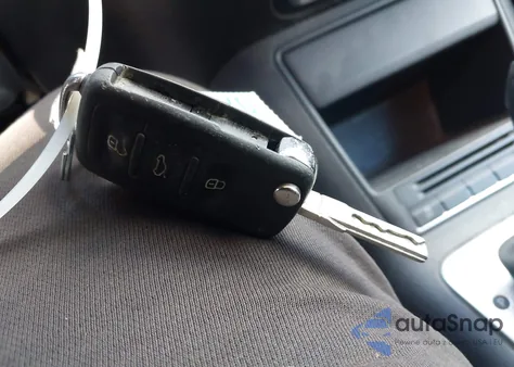 2014 Volkswagen Tiguan S из США, поврежденный, VIN WVGAV3AX2EW598630